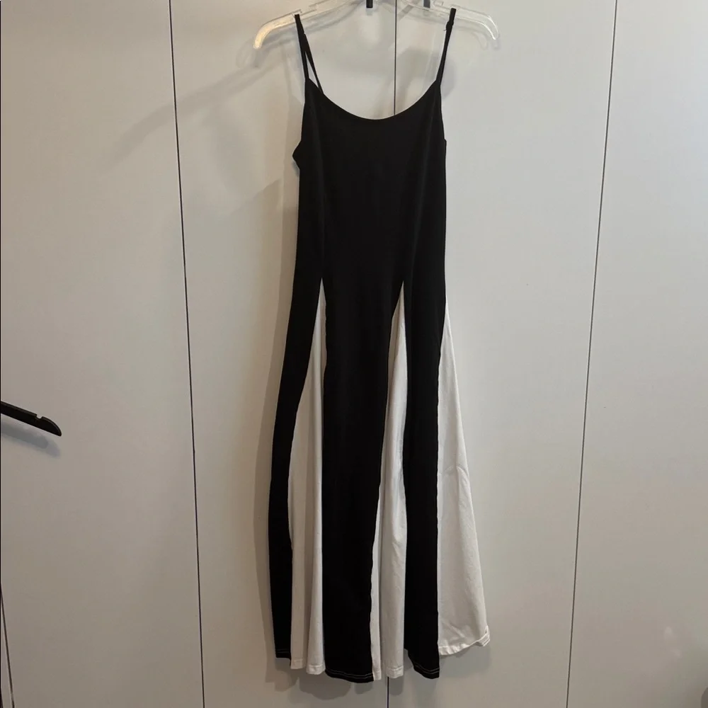 Ladies Maxi Dress - Picture 4 of 7